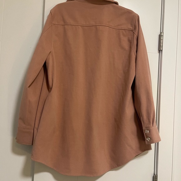 Plenty shacket - Picture 3 of 4